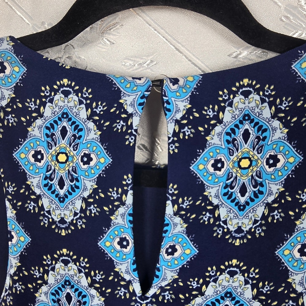London Times Blue Medallion Tile Print Sleeveless Maxi Dress Size 8 Empire Waist - Picture 7 of 10